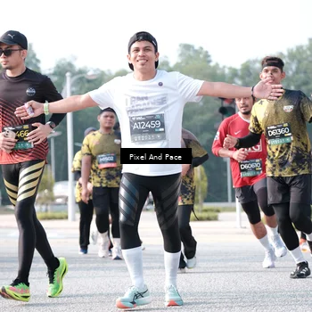 Runner Photo 6786313