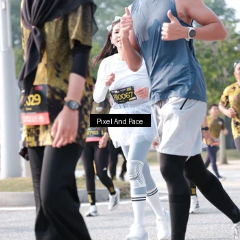 Runner Photo 6786375