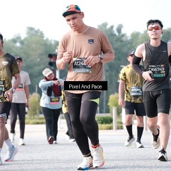Runner Photo 6786378