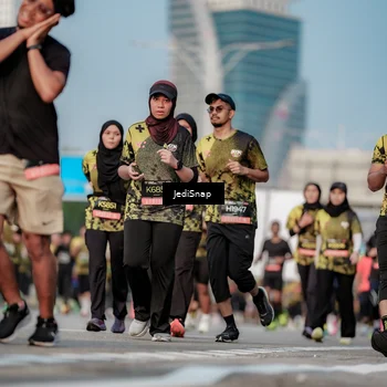 Runner Photo 6786424