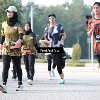 Runner Photo 6786431