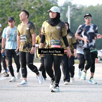 Runner Photo 6786433