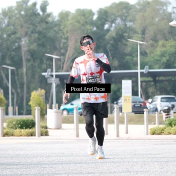 Runner Photo 6786464