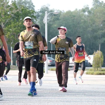 Runner Photo 6786494