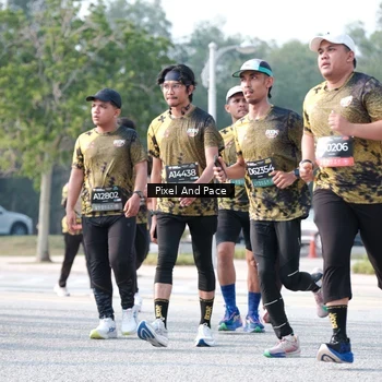 Runner Photo 6786501