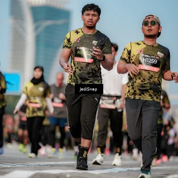 Runner Photo 6786568