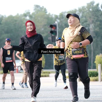Runner Photo 6786584