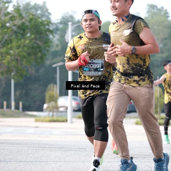 Runner Photo 6786610