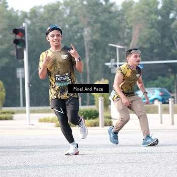 Runner Photo 6786612