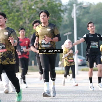 Runner Photo 6786641