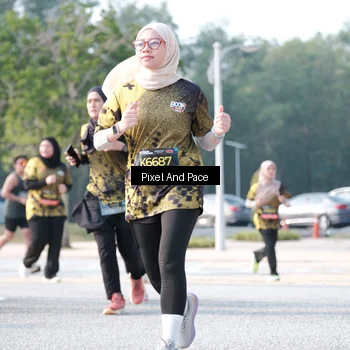 Runner Photo 6786686