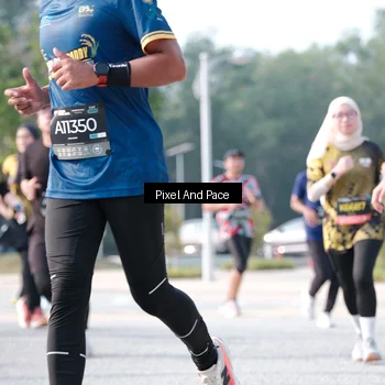 Runner Photo 6786691