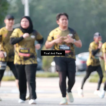 Runner Photo 6786695