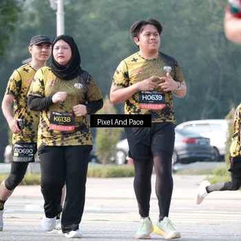Runner Photo 6786697