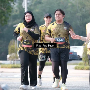 Runner Photo 6786702