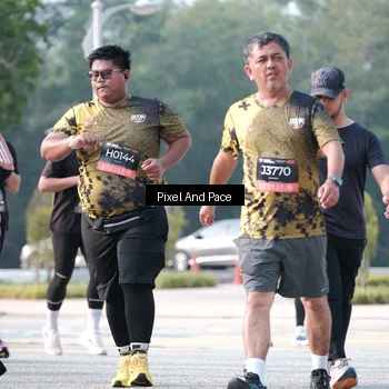 Runner Photo 6786782
