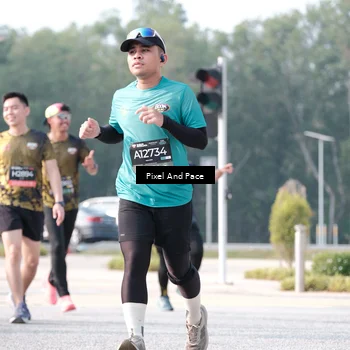 Runner Photo 6786892