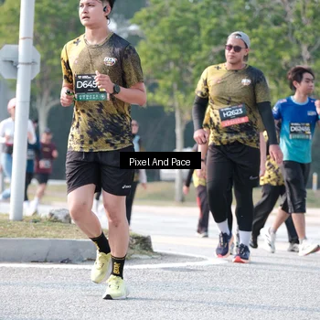 Runner Photo 6786945