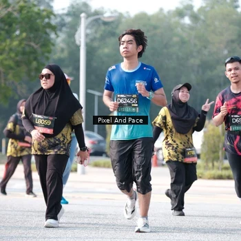 Runner Photo 6786972