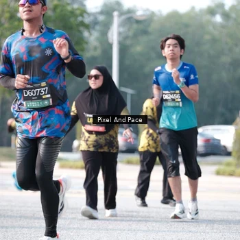 Runner Photo 6786984