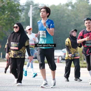 Runner Photo 6786987