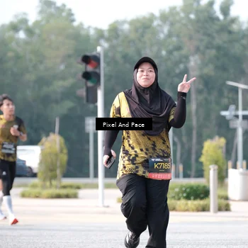 Runner Photo 6787007