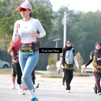 Runner Photo 6787012