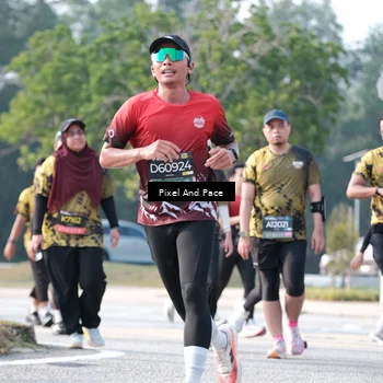 Runner Photo 6787015