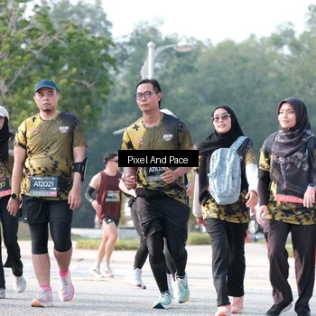 Runner Photo 6787036