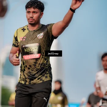 Runner Photo 6787058