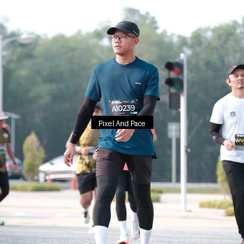 Runner Photo 6787063