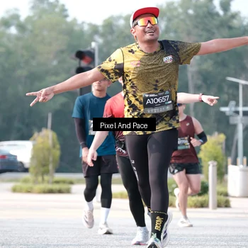 Runner Photo 6787067