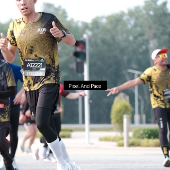 Runner Photo 6787098