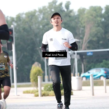 Runner Photo 6787102