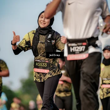 Runner Photo 6787104