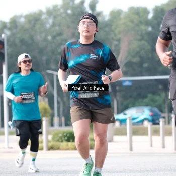Runner Photo 6787184