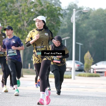 Runner Photo 6787202