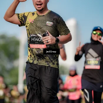 Runner Photo 6787224