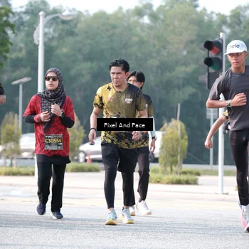 Runner Photo 6787225