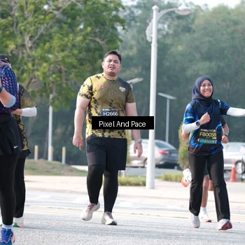Runner Photo 6787268