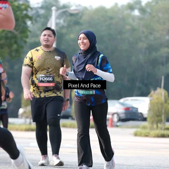 Runner Photo 6787278