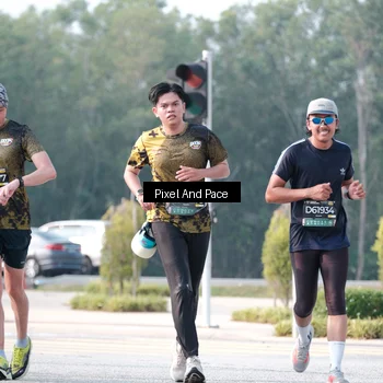 Runner Photo 6787309