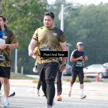 Runner Photo 6787321