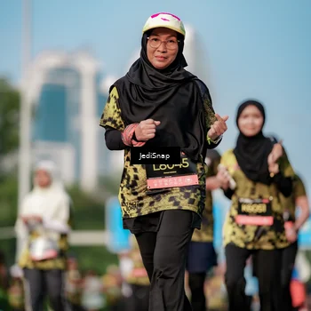 Runner Photo 6787327