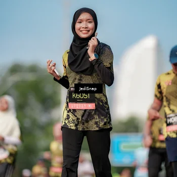 Runner Photo 6787374
