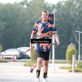 Runner Photo 6787399