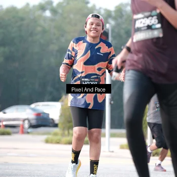 Runner Photo 6787400