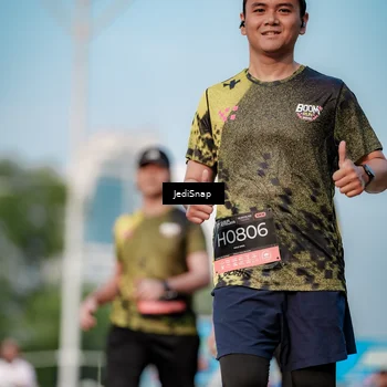 Runner Photo 6787413