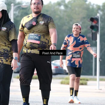 Runner Photo 6787420