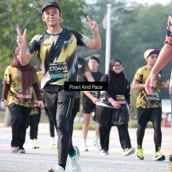 Runner Photo 6787430
